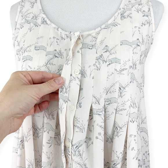 LC Lauren Conrad Fox Print Sleeveless Blouse - Picture 9 of 12